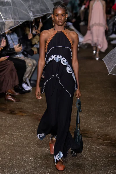 Look 56